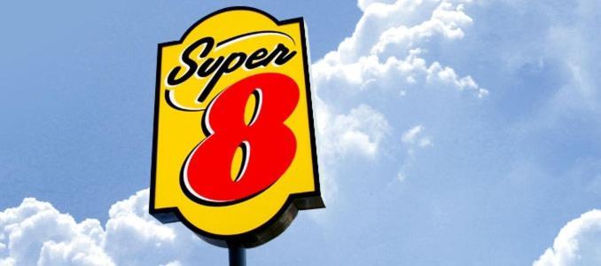 Super 8 By Wyndham Kansas City At Barry Road/Airport Екстер'єр фото